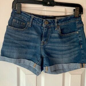 Aeropostale shorts midi, size 4